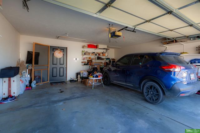 2111 Kingswood Circle, Lincoln, NE 68521