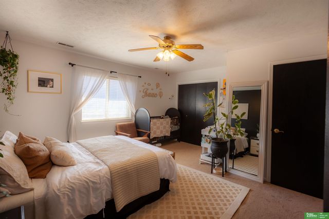 2111 Kingswood Circle, Lincoln, NE 68521