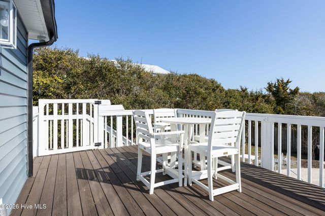 5423 Emerald Drive, Emerald Isle, NC 28594