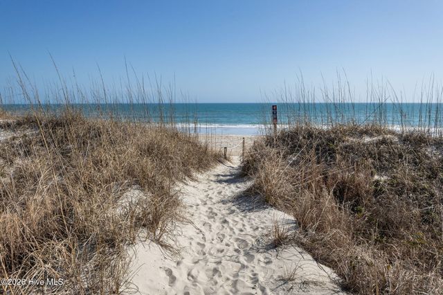 5423 Emerald Drive, Emerald Isle, NC 28594