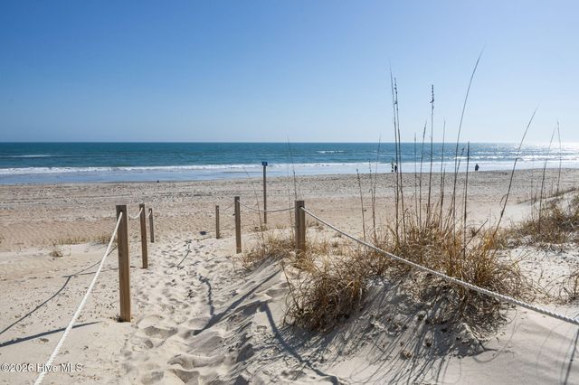 5423 Emerald Drive, Emerald Isle, NC 28594