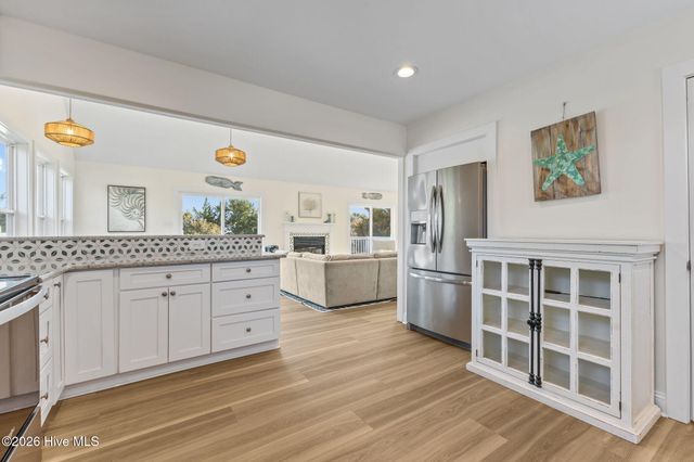 5423 Emerald Drive, Emerald Isle, NC 28594