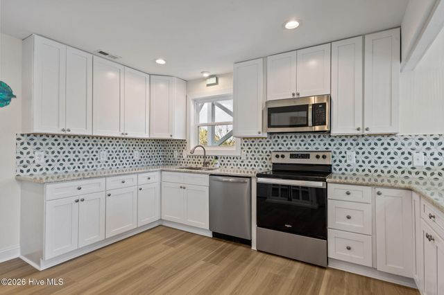 5423 Emerald Drive, Emerald Isle, NC 28594