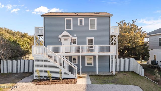 5423 Emerald Drive, Emerald Isle, NC 28594