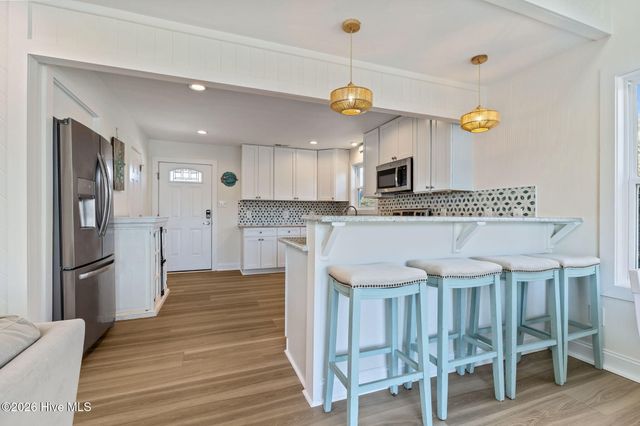 5423 Emerald Drive, Emerald Isle, NC 28594