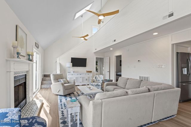 5423 Emerald Drive, Emerald Isle, NC 28594