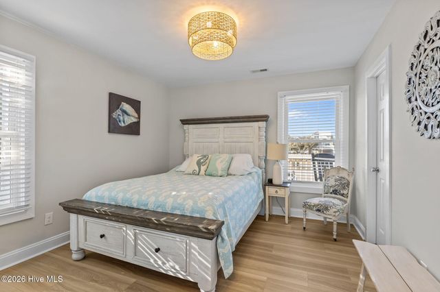 5423 Emerald Drive, Emerald Isle, NC 28594