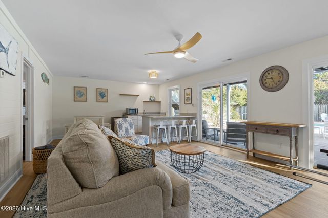 5423 Emerald Drive, Emerald Isle, NC 28594