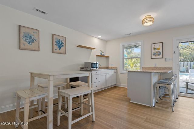 5423 Emerald Drive, Emerald Isle, NC 28594