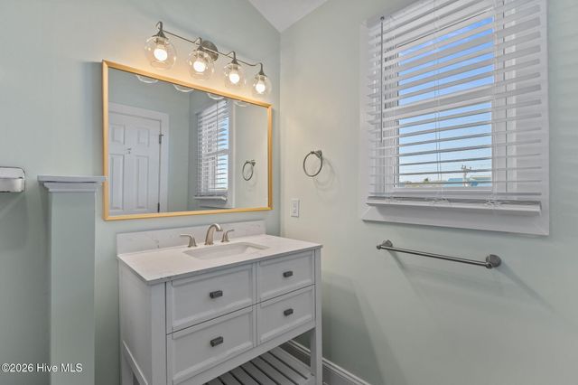 5423 Emerald Drive, Emerald Isle, NC 28594