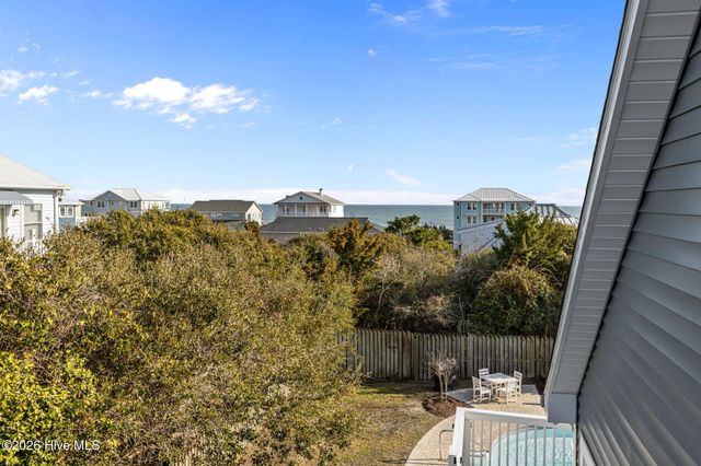 5423 Emerald Drive, Emerald Isle, NC 28594