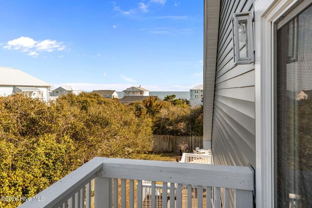 5423 Emerald Drive, Emerald Isle, NC 28594