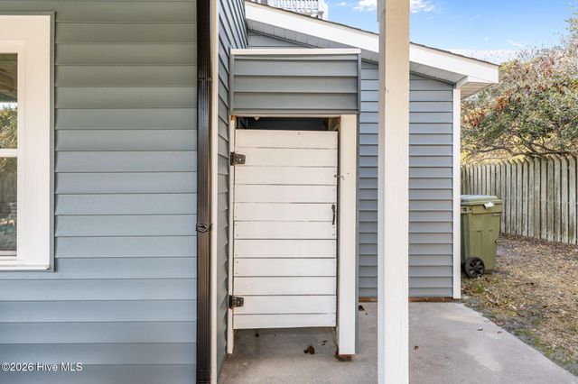 5423 Emerald Drive, Emerald Isle, NC 28594