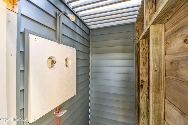 5423 Emerald Drive, Emerald Isle, NC 28594