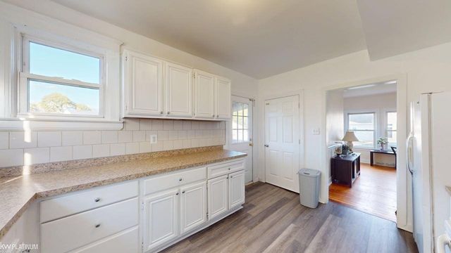 190 Euclid Avenue and Lot 186, Mount Clemens, MI 48043