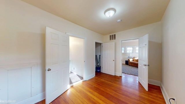 190 Euclid Avenue and Lot 186, Mount Clemens, MI 48043