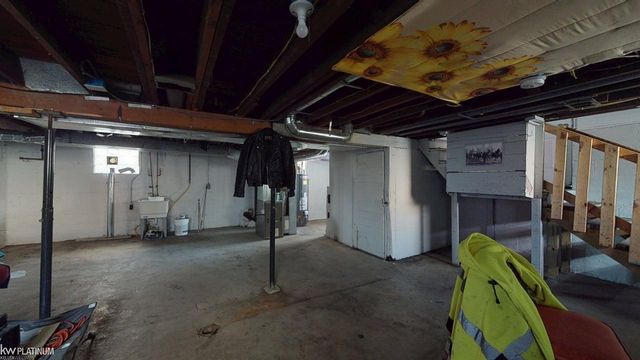 190 Euclid Avenue and Lot 186, Mount Clemens, MI 48043