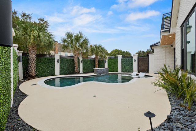 7621 Cedar Elm Drive, Irving, TX 75063