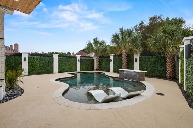 7621 Cedar Elm Drive, Irving, TX 75063