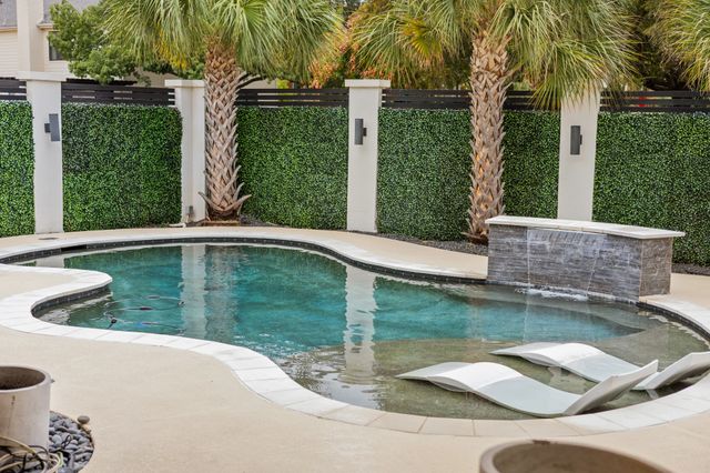 7621 Cedar Elm Drive, Irving, TX 75063