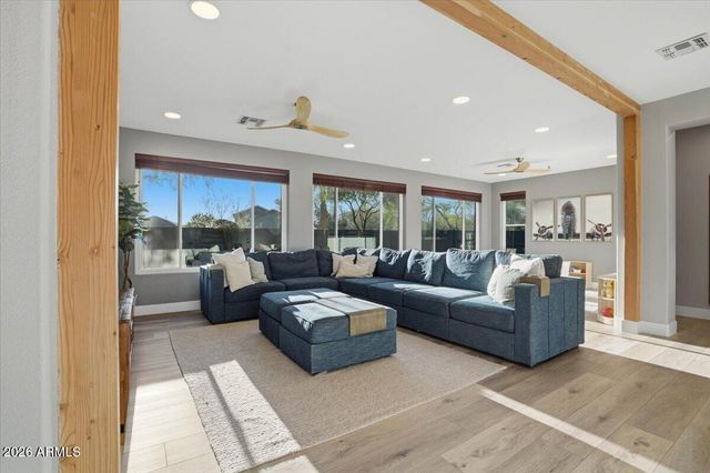 40816 N UNION Trail, Anthem, AZ 85086