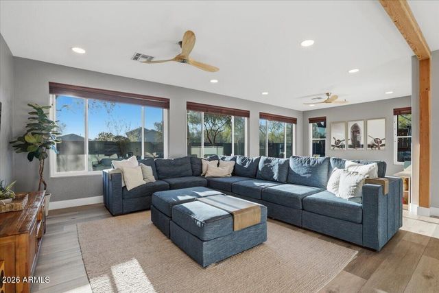 40816 N UNION Trail, Anthem, AZ 85086