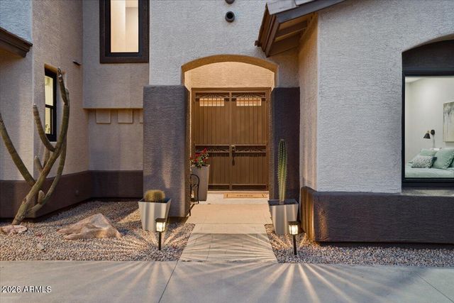 40816 N UNION Trail, Anthem, AZ 85086