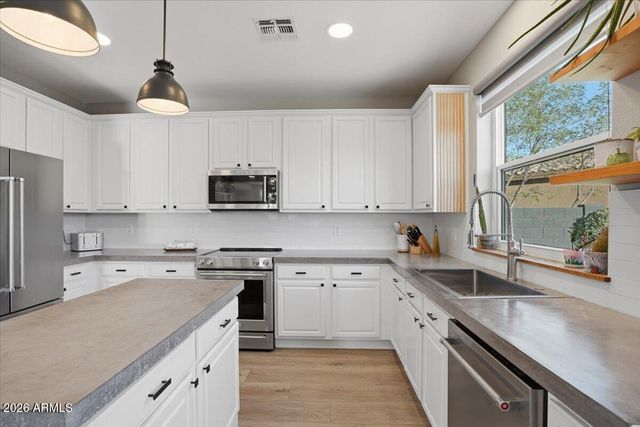 40816 N UNION Trail, Anthem, AZ 85086