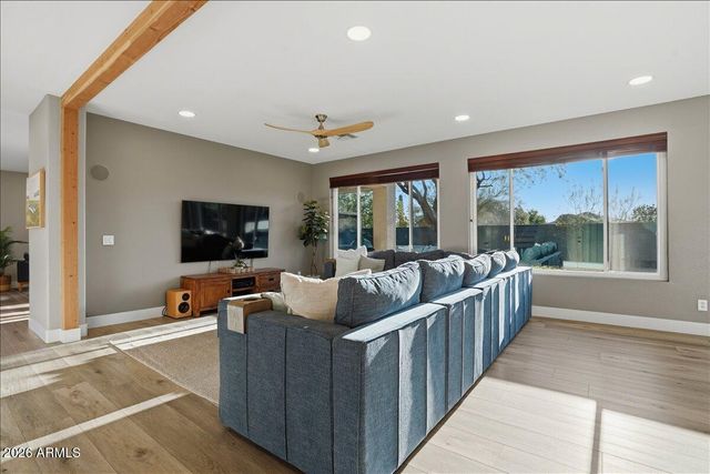 40816 N UNION Trail, Anthem, AZ 85086