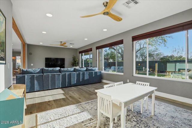 40816 N UNION Trail, Anthem, AZ 85086