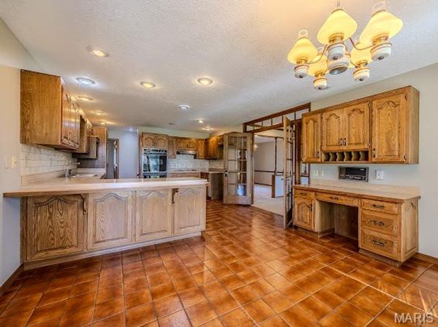 20325 SOUTH HWY 5, Lebanon, MO 65536