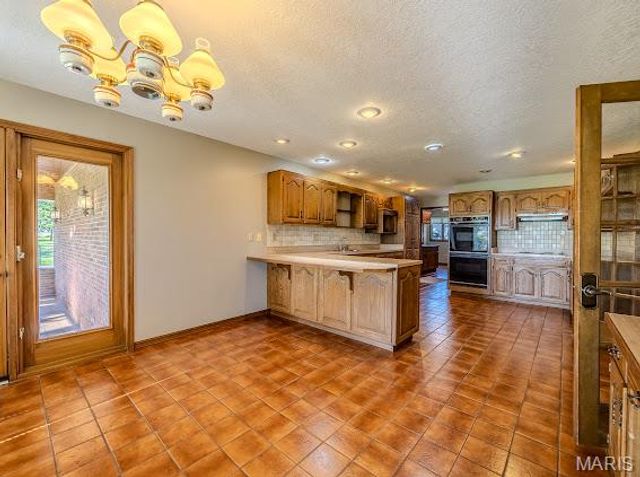 20325 SOUTH HWY 5, Lebanon, MO 65536