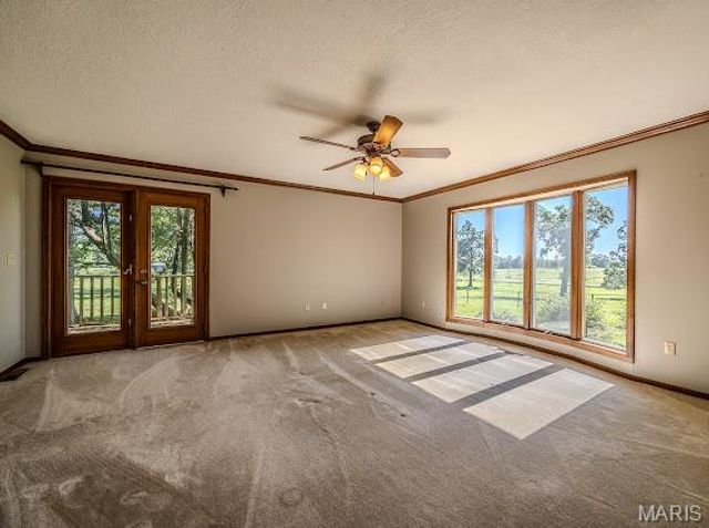 20325 SOUTH HWY 5, Lebanon, MO 65536