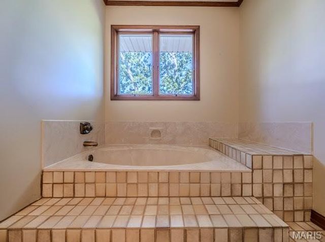 20325 SOUTH HWY 5, Lebanon, MO 65536