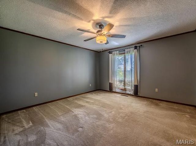 20325 SOUTH HWY 5, Lebanon, MO 65536