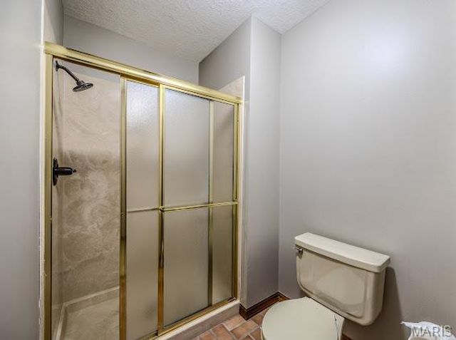 20325 SOUTH HWY 5, Lebanon, MO 65536