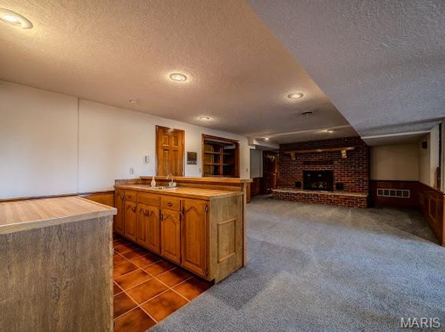 20325 SOUTH HWY 5, Lebanon, MO 65536