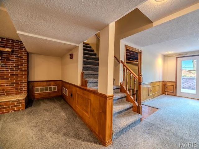 20325 SOUTH HWY 5, Lebanon, MO 65536