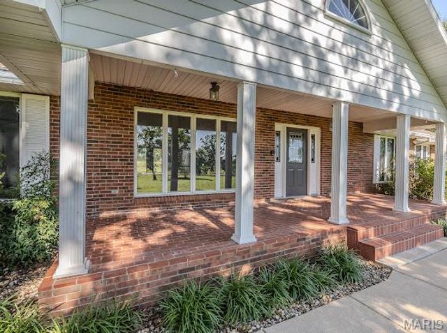 20325 SOUTH HWY 5, Lebanon, MO 65536