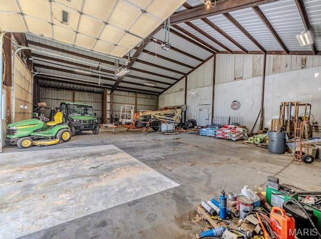 20325 SOUTH HWY 5, Lebanon, MO 65536