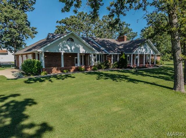 20325 SOUTH HWY 5, Lebanon, MO 65536