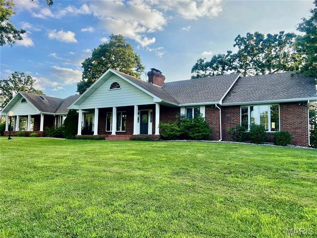 20325 SOUTH HWY 5, Lebanon, MO 65536