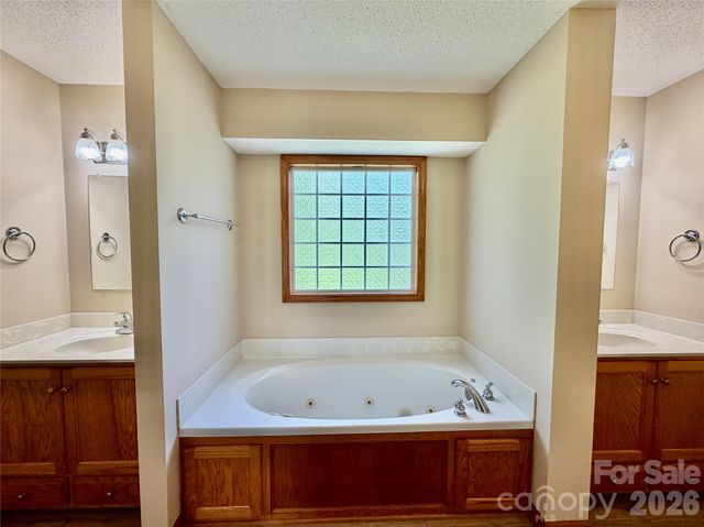 1070 Lucky Lane, Salisbury, NC 28146