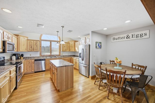 872 S Colorado Street, Rushville, IN 46173
