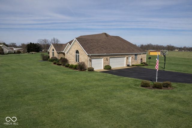 872 S Colorado Street, Rushville, IN 46173
