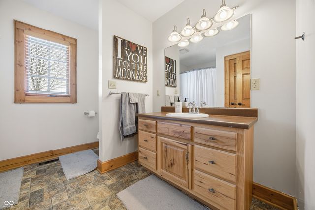 872 S Colorado Street, Rushville, IN 46173
