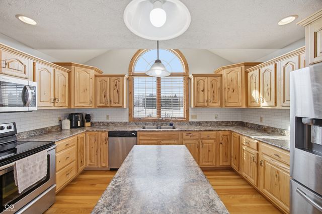 872 S Colorado Street, Rushville, IN 46173