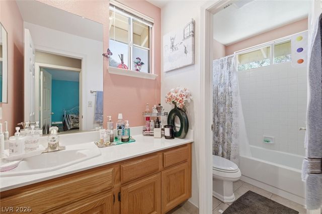9728 Stellar View Avenue, Las Vegas, NV 89117