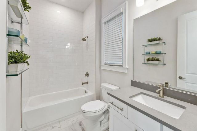 225 Anglin Walk, Alpharetta, GA 30009