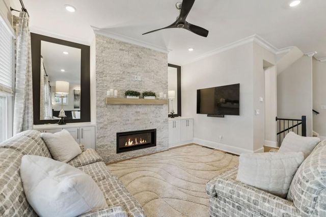 225 Anglin Walk, Alpharetta, GA 30009